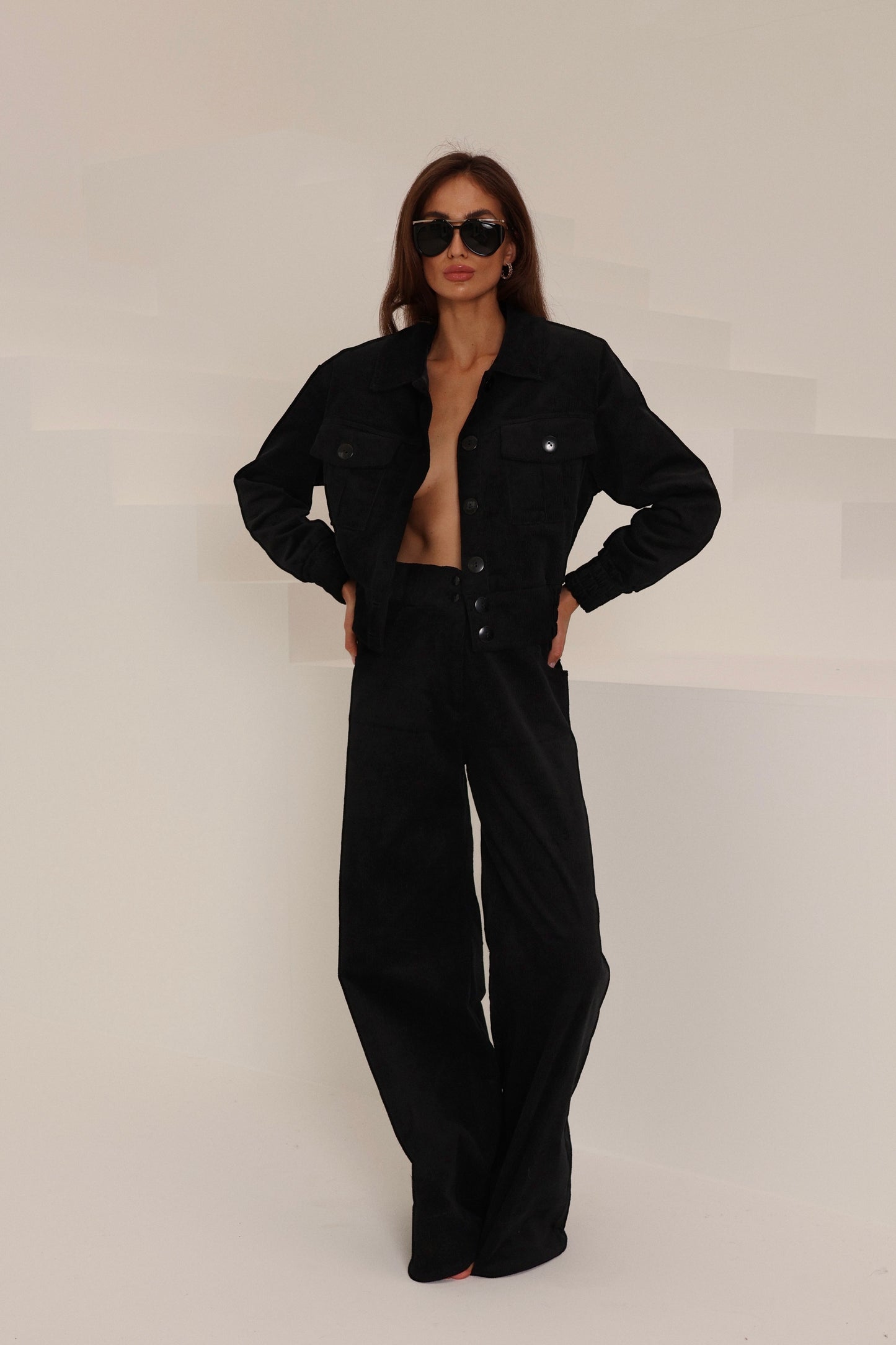 spodnie z czarnego sztruksu