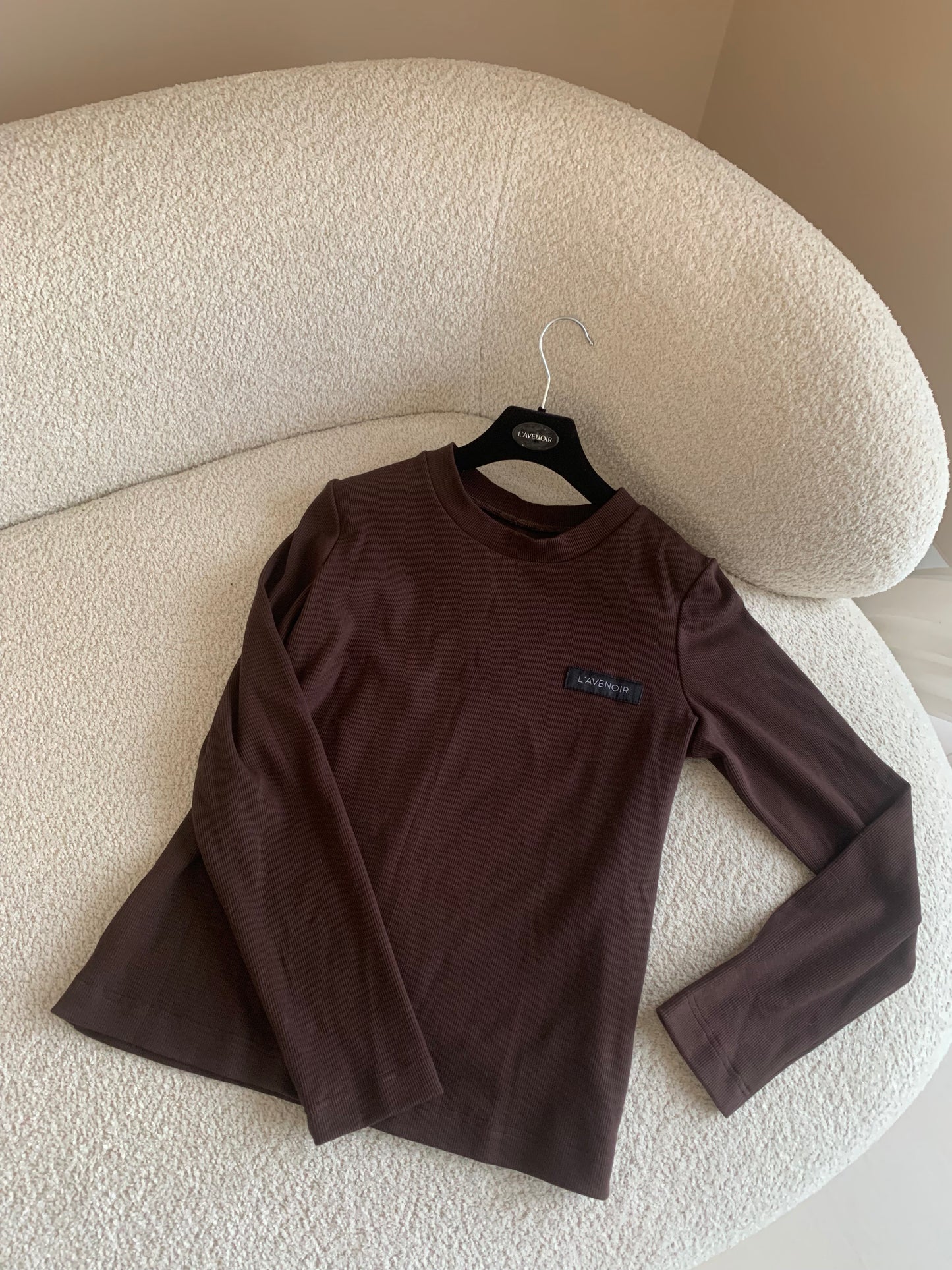 Logowany top z bawełny prążkowanej