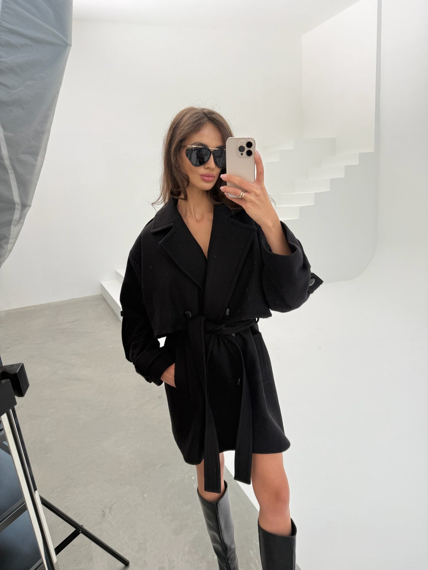 SHORT WOOL BLACK TRENCH