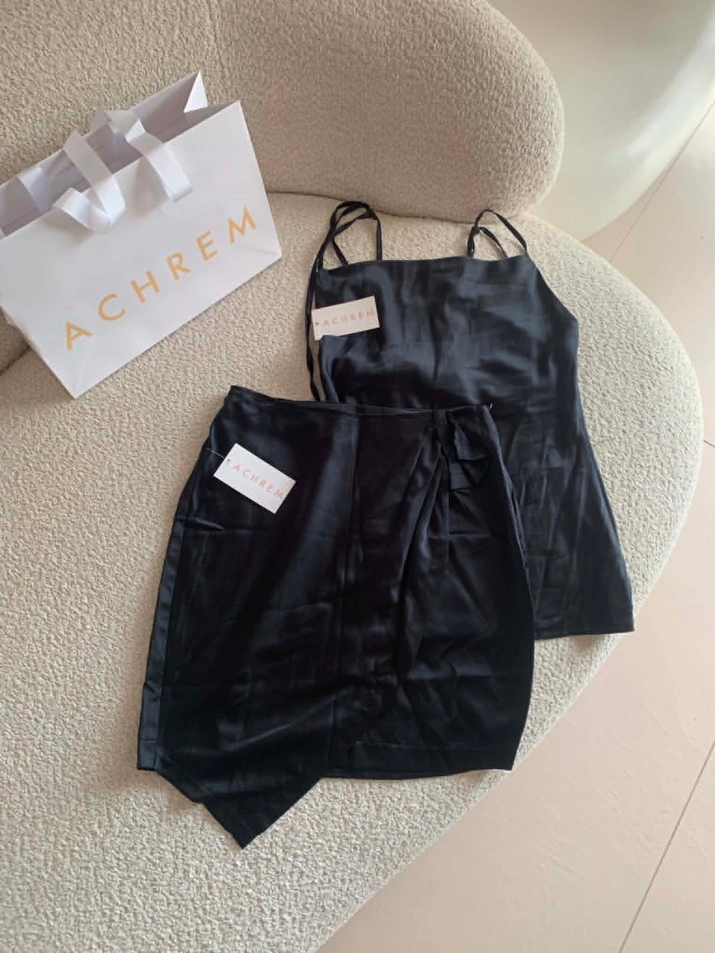 SATIN SET