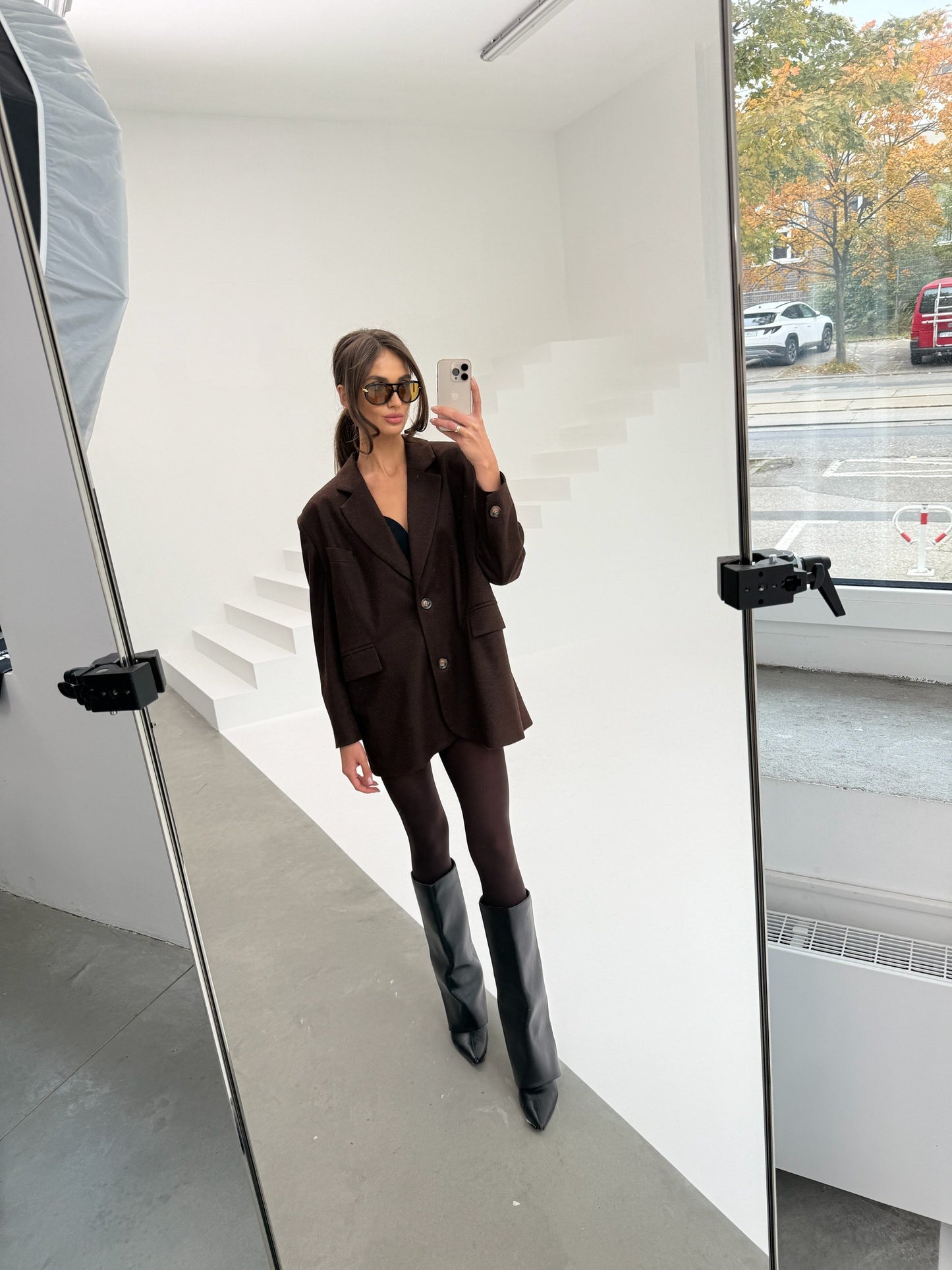 Wełniana marynarka oversize w kolorze czekoladowym